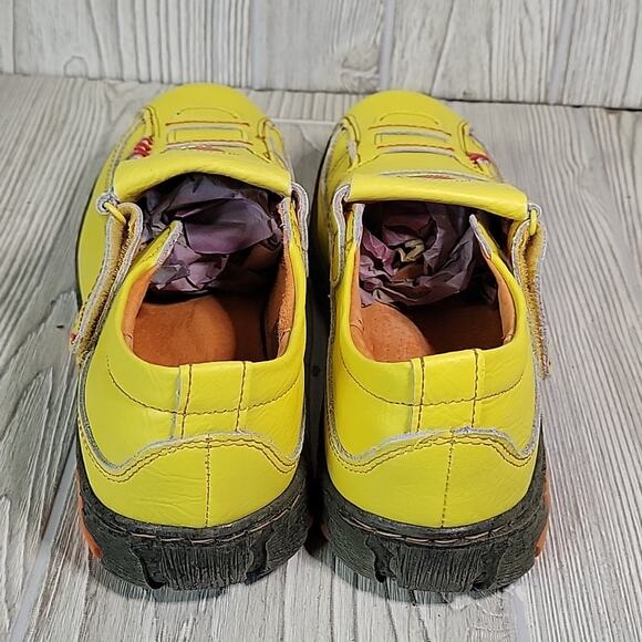 TMA Eyes Hand Stitched Leather Shoes Yellow Womens Size 8.5 NEW - Picture 6 of 15